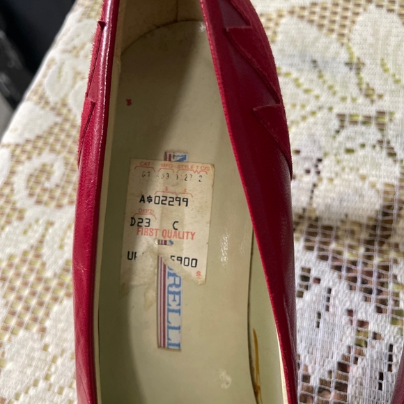 Marco Berelli red leather retro heels. - Picture 4 of 6